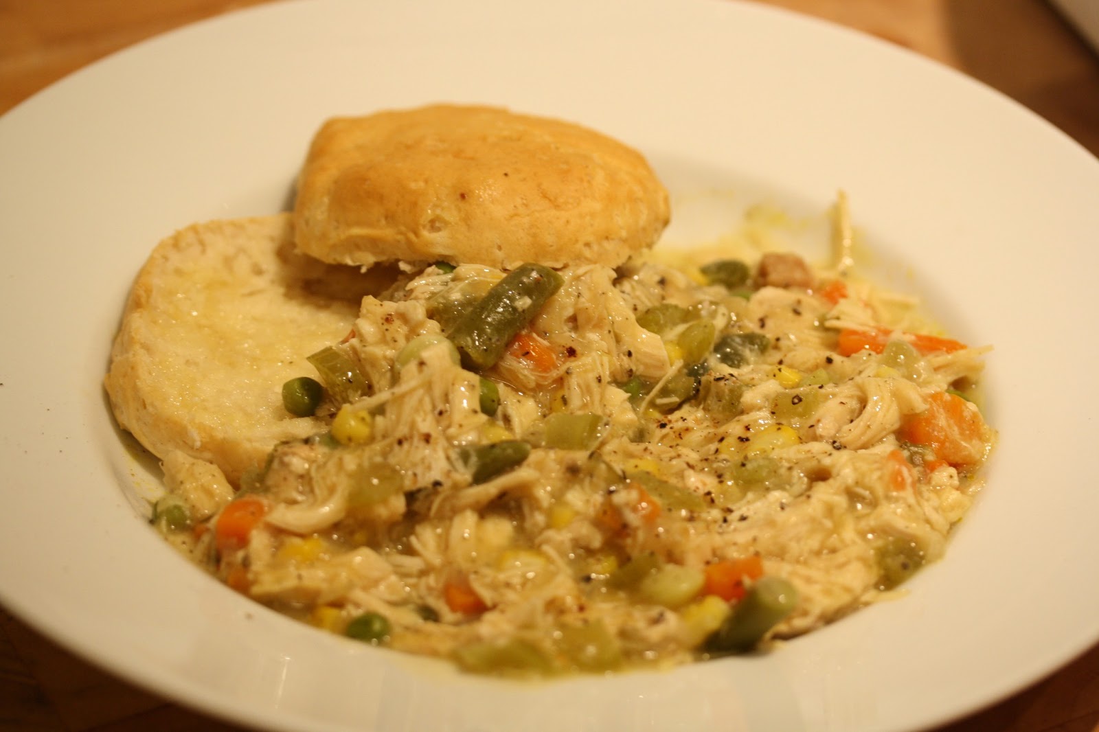 Hot Dinner Happy Home Slow Cooker Chicken & Biscuits