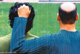 نقره لتكبير أو تصغير الصورة ونقرتين لعرض الصورة في صفحة مستقلة بحجمها الطبيعي