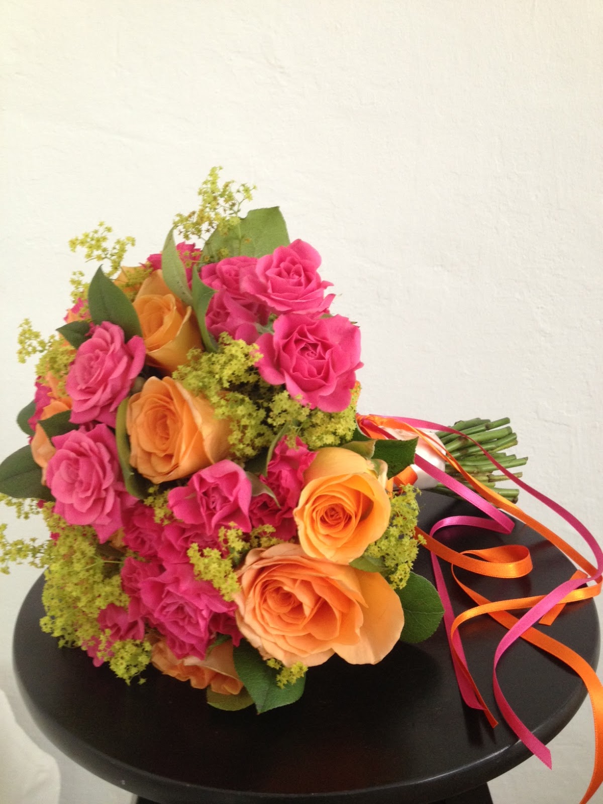 Un Bouquet De Mariee En Rouge Et Noir Blood Is The New Black