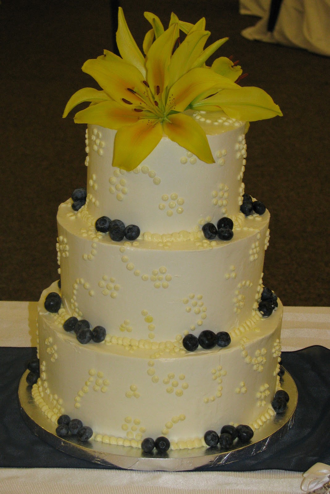 How To Make Blueberry Lemon Cake How To Make Blueberry Lemon Cake