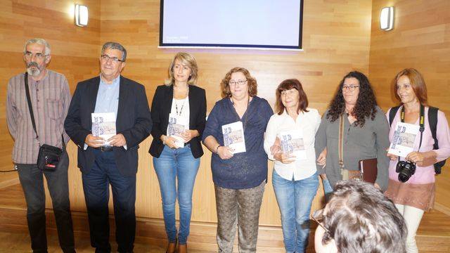 PRESENTACIÓN "POEMAS POR LA PAZ", EDT. POR LA UNEE