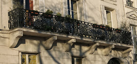 Balcon du 28 quai de Béthune à Paris