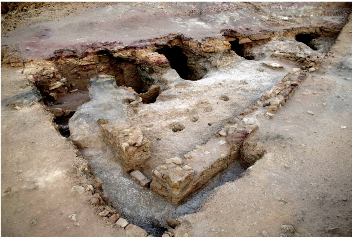 égyptophile Des papyrus datant du règne de Khéops retrouvés dans un