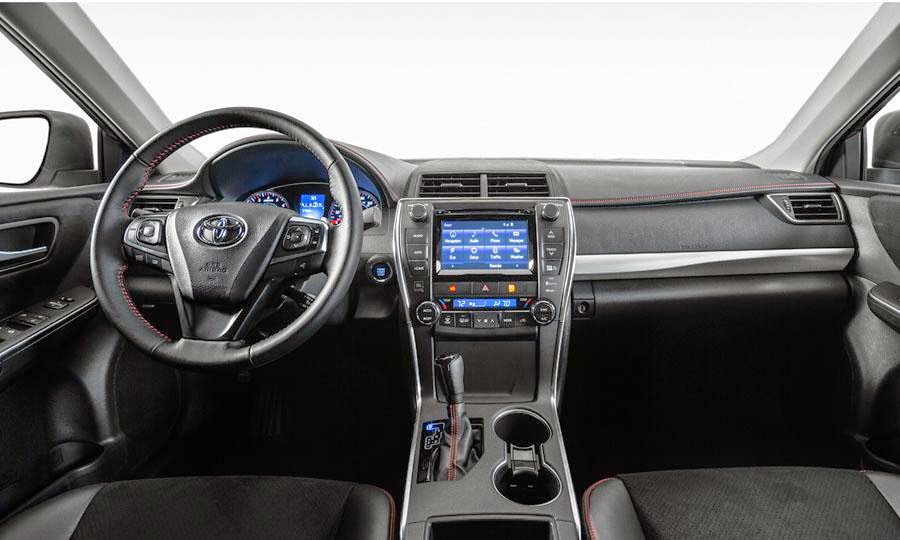 Jesslie 2015 Toyota Camry Luxury And Phenomena