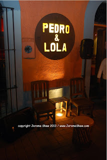 Pedro y Lola sign at night, Mazatlan copyright  Jerome Shaw 2013 / www.JeromeShaw.com