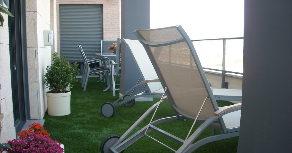 CÉSPED ARTIFICIAL NO SÓLO PARA EXTERIORES - SOMOSDECO Blog de Decoración