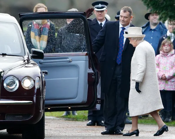 Queen Elizabeth II, Catherine, Duchess of Cambridge and Prince William, Duke of Cambridge, Prince Harry, Prince Charles, Prince of Wales, Sophie, Countess of Wessex and Lady Louise Windsor, James, Viscount Severn, Vice Admiral Sir Timothy Laurence, Prince Philip, Duke of Edinburgh and Princess Anne, Zara Phillips and Mike Tindall