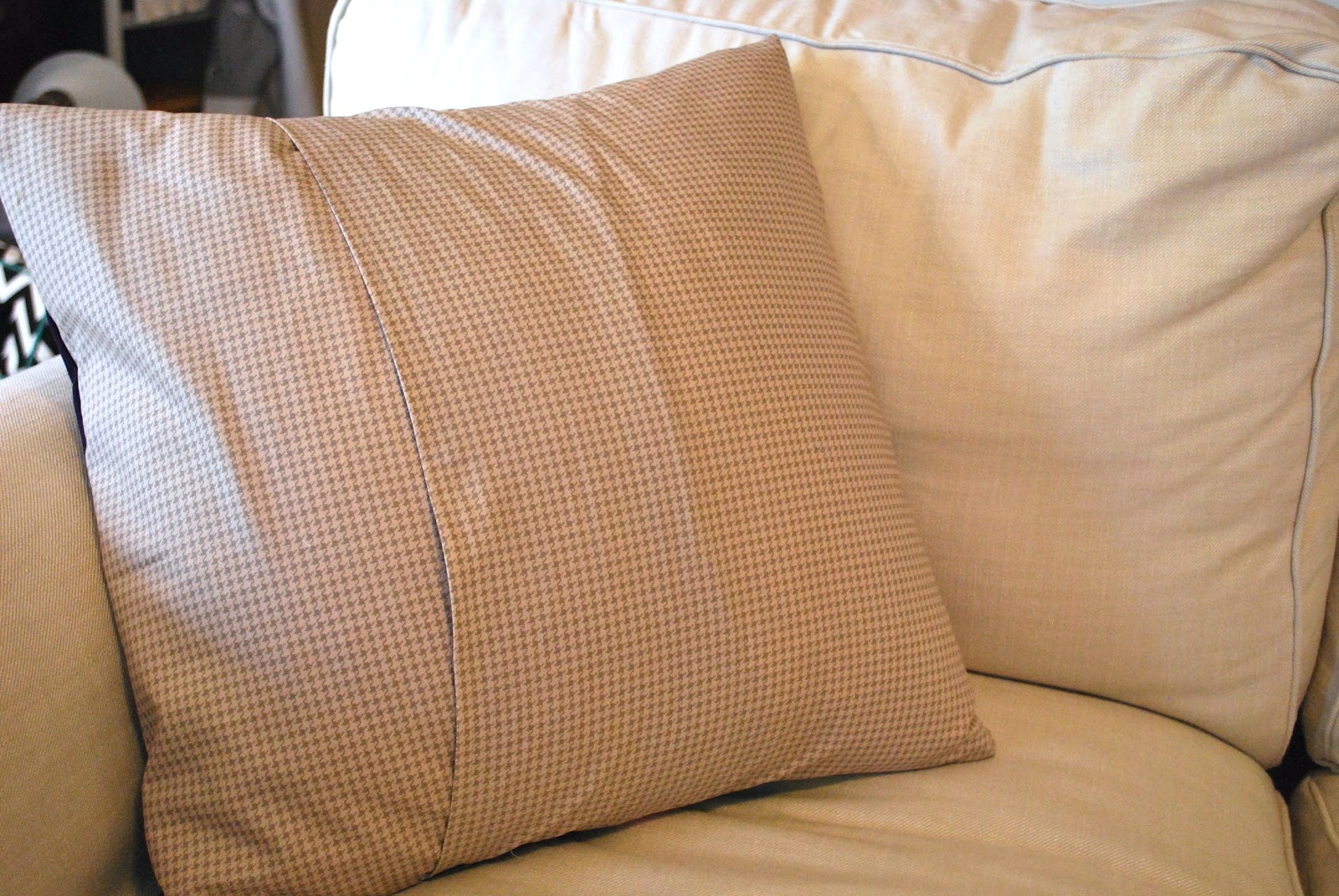 City Stitches Envelope Pillow Tutorial