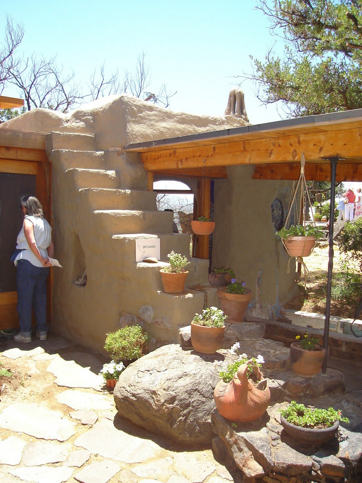 Eclectitude James Hubbell, House & Studio in Julian