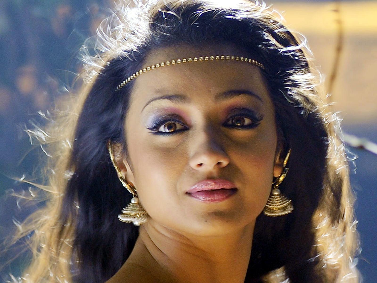 http://1.bp.blogspot.com/-kCHIfUuqtPM/UAvmJbKh16I/AAAAAAAAHzY/BRgZ3vzNuzU/s1600/My+Dream+Girl+%27%27Trisha_Krishnan%27%27+%2827%29.jpg