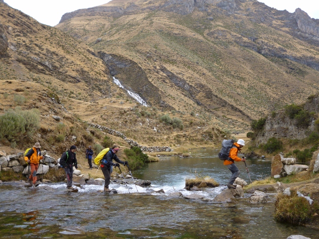 Trekking Huayhuash:Laguna Jahuacocha