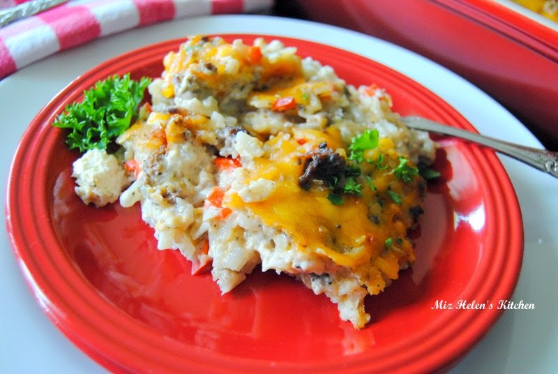 Miz Helen's Country Cottage Cheese Burger and Fries Casserole