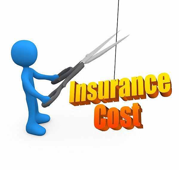 5 Simple Tips to Save Money on Auto Insurance 5 Simple Tips to Save Money on Auto Insurance