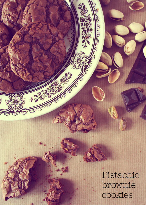 PISTAASI BROWNIE COOKIET - PISTACHIO BROWNIE COOKIES