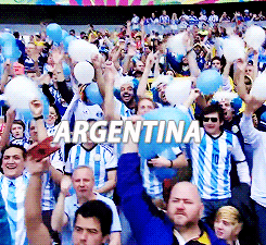 Resultado de imagen para hinchada argentina de futbol gif