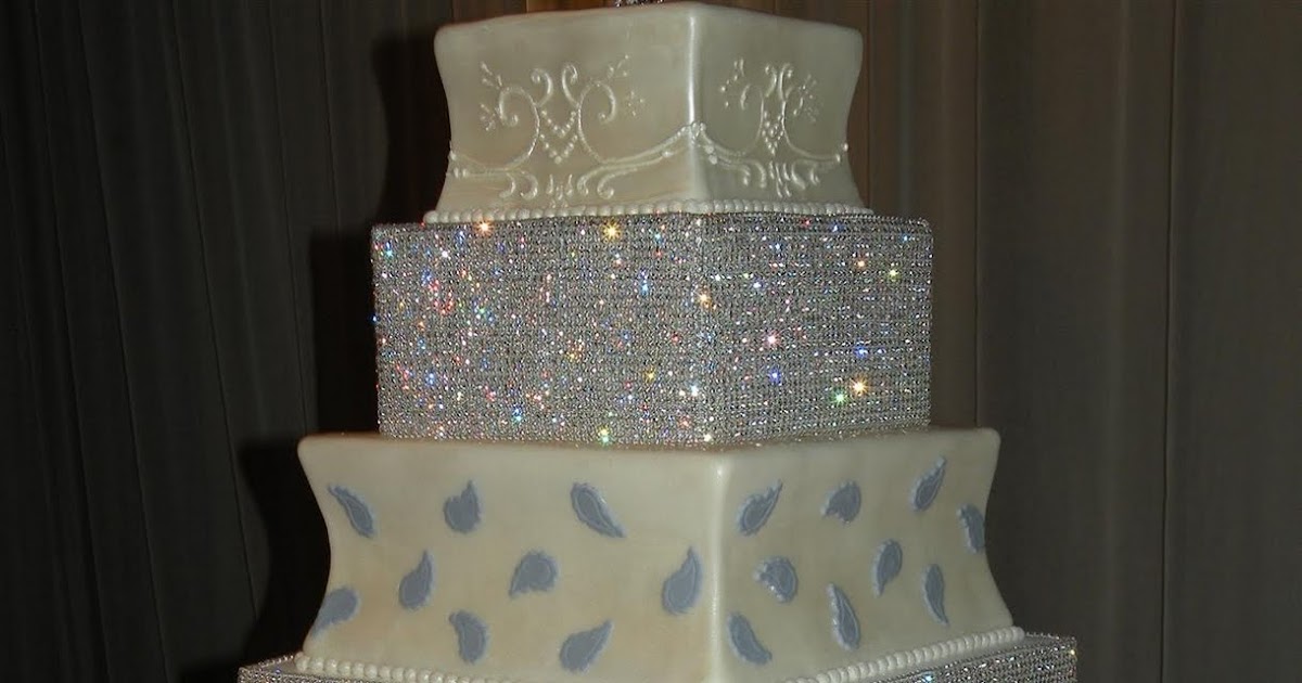 Gabbi Grace Events Fabulous Friday Raise the Cake!