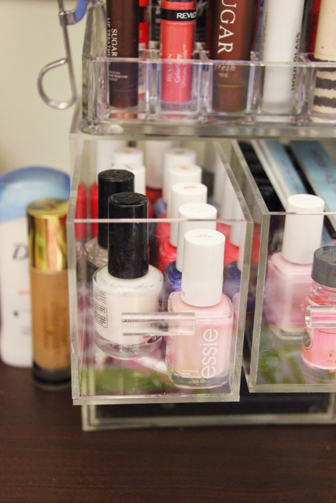 Dash of Serendipity Dorm Makeup Storage