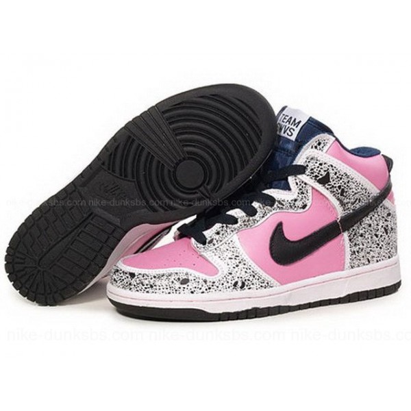 Bubblegum Nike Dunks