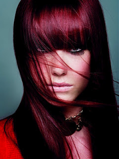 Rote Haare mit Pony 2012/2013