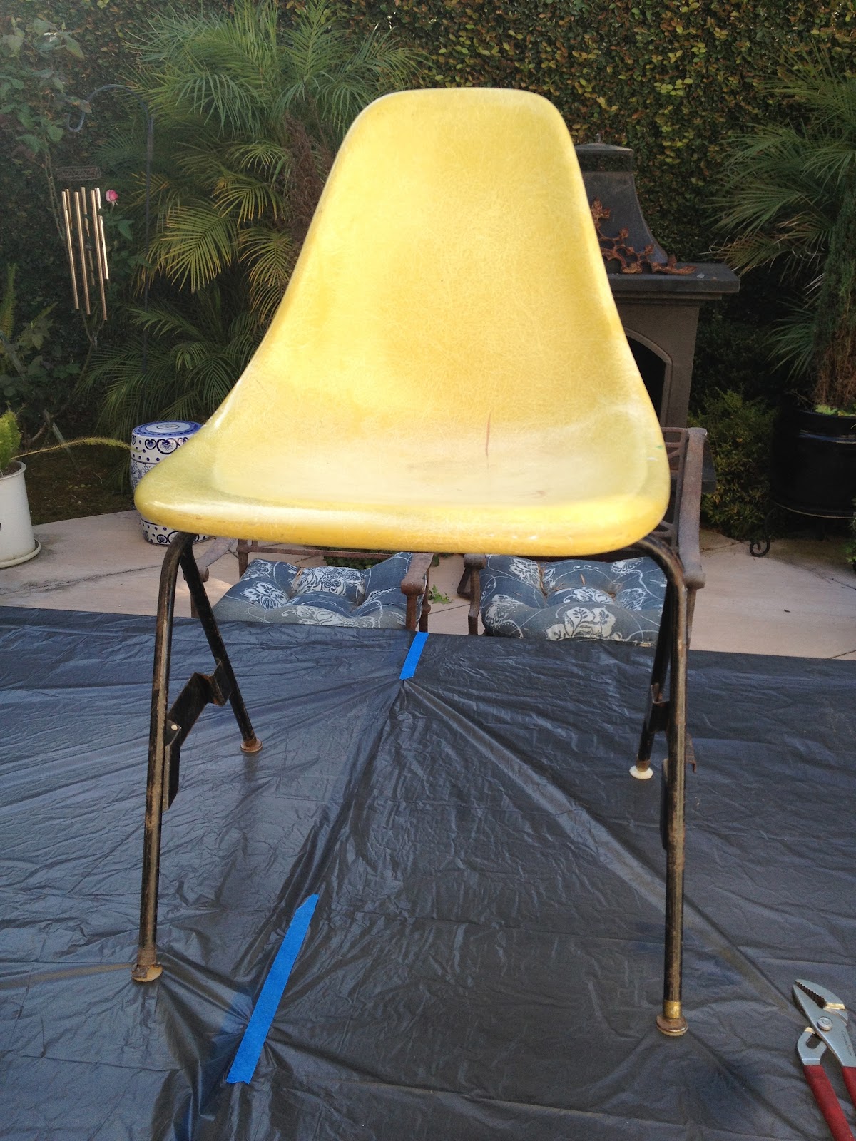 Forward Home DIY Fiberglass chair