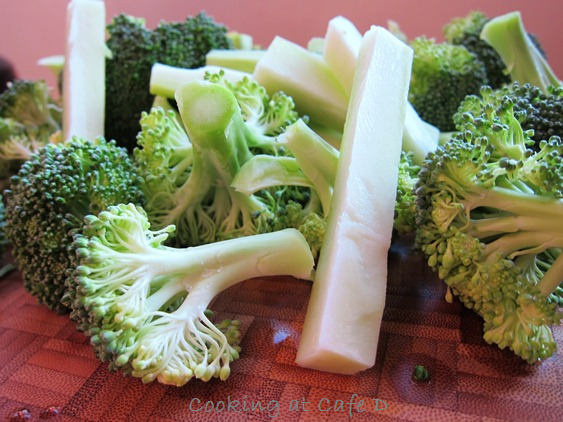 Broccoli florets and stem julienne