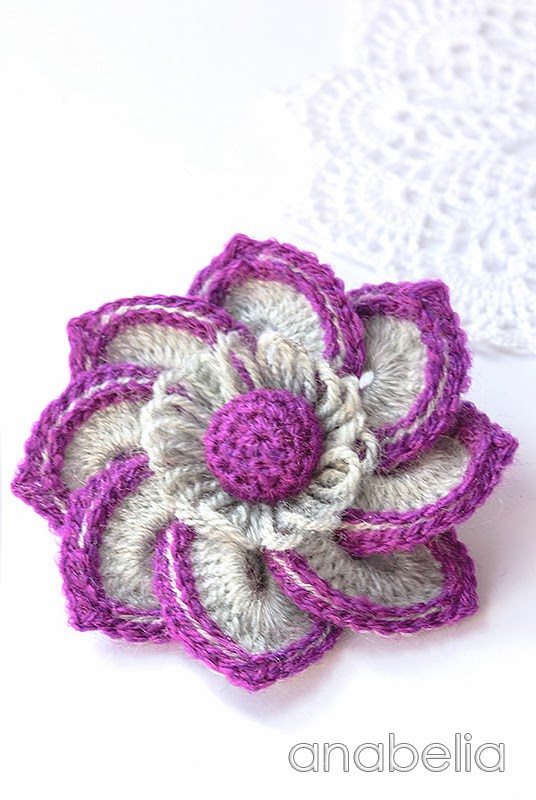 Belinda crochet brooch by Anabelia