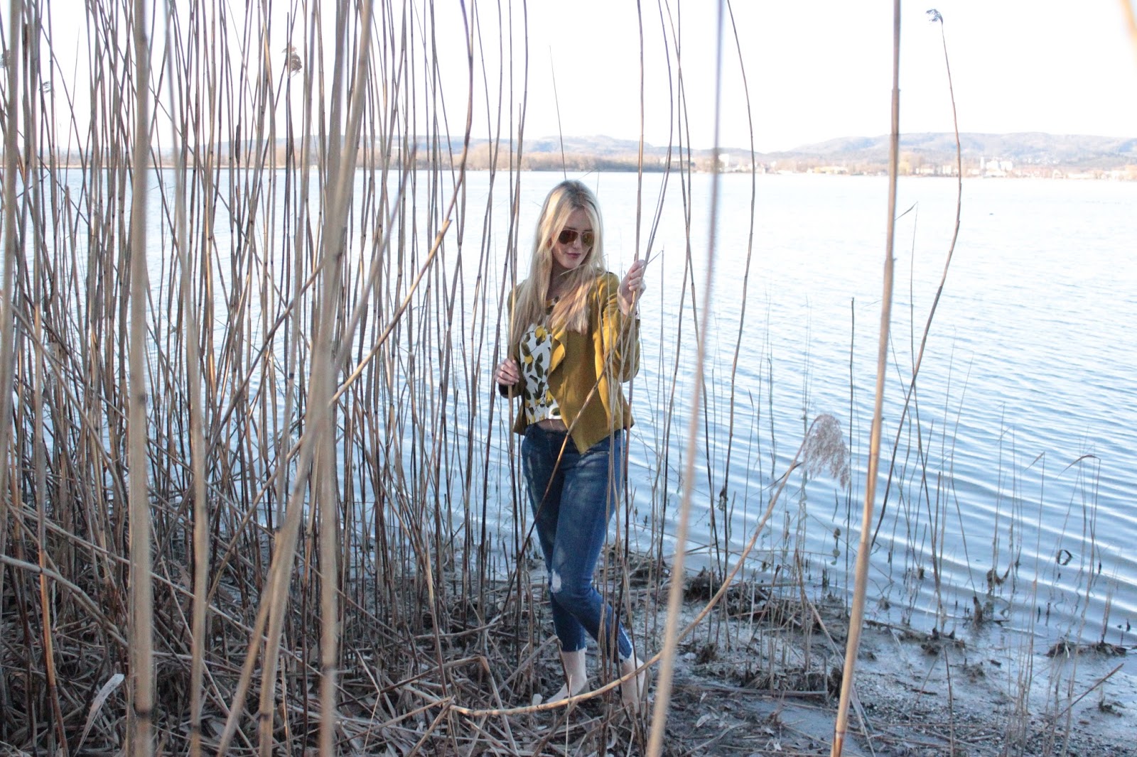 Fashion Outfit Moos Bodensee Zara Zitronen Olive Blazer Henry London Uhr Fashion Outfit Moos Bodensee Zara Zitronen Olive Blazer Henry London Uhr