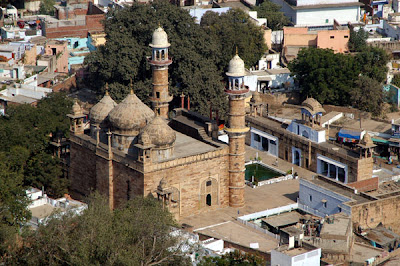 mosque399gwaliorlg3 Gwalior Fort Mosque Gwalior India