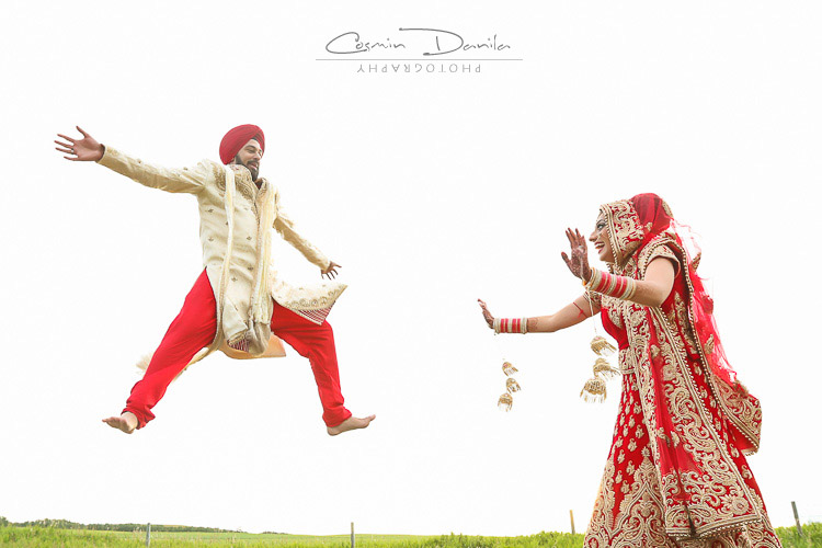 Cosmin Danila Photography I See Beautiful People Love Is Strong With Gagan Mike Punjabi Wedding Photography In Calgary La parola italiana libro deriva dal latino liber.il vocabolo originariamente significava anche corteccia, ma visto che era un materiale usato per scrivere testi (in libro scribuntur litterae, plauto), in seguito per estensione la parola ha assunto il significato di opera letteraria. Cosmin Danila Photography I See Beautiful People Love Is Strong With Gagan Mike Punjabi Wedding Photography In Calgary
