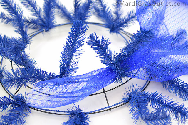 Deco Mesh, Patriotic, Red White Blue, Memorial Day Wreath, Wreath, How to, American Flag, Tutorial