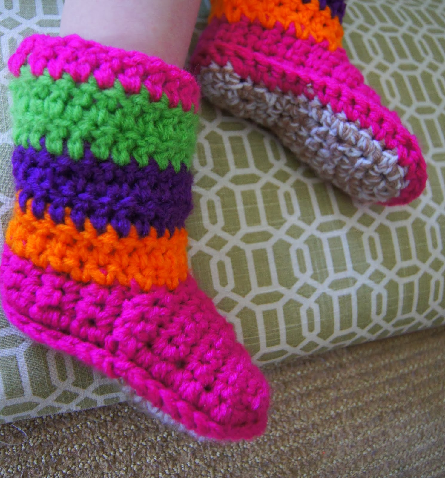 Learning to Crochet Free Instructions to Make a Child & Doll Shawl