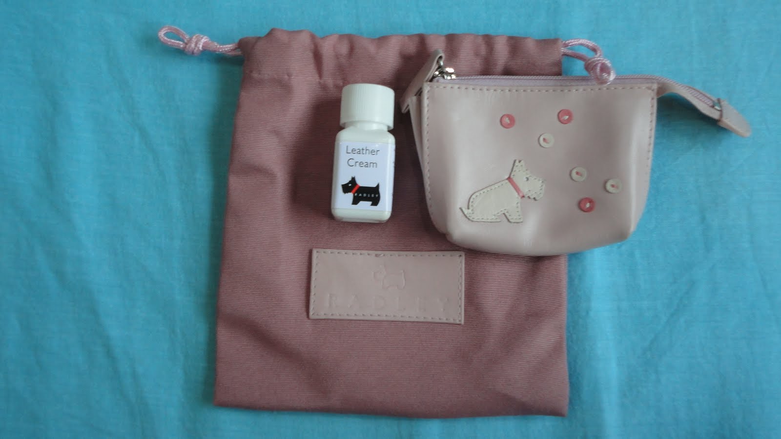RADLEY Pink Leather Dog Designed PursePreowned Everyone can afford authentic designer brands!