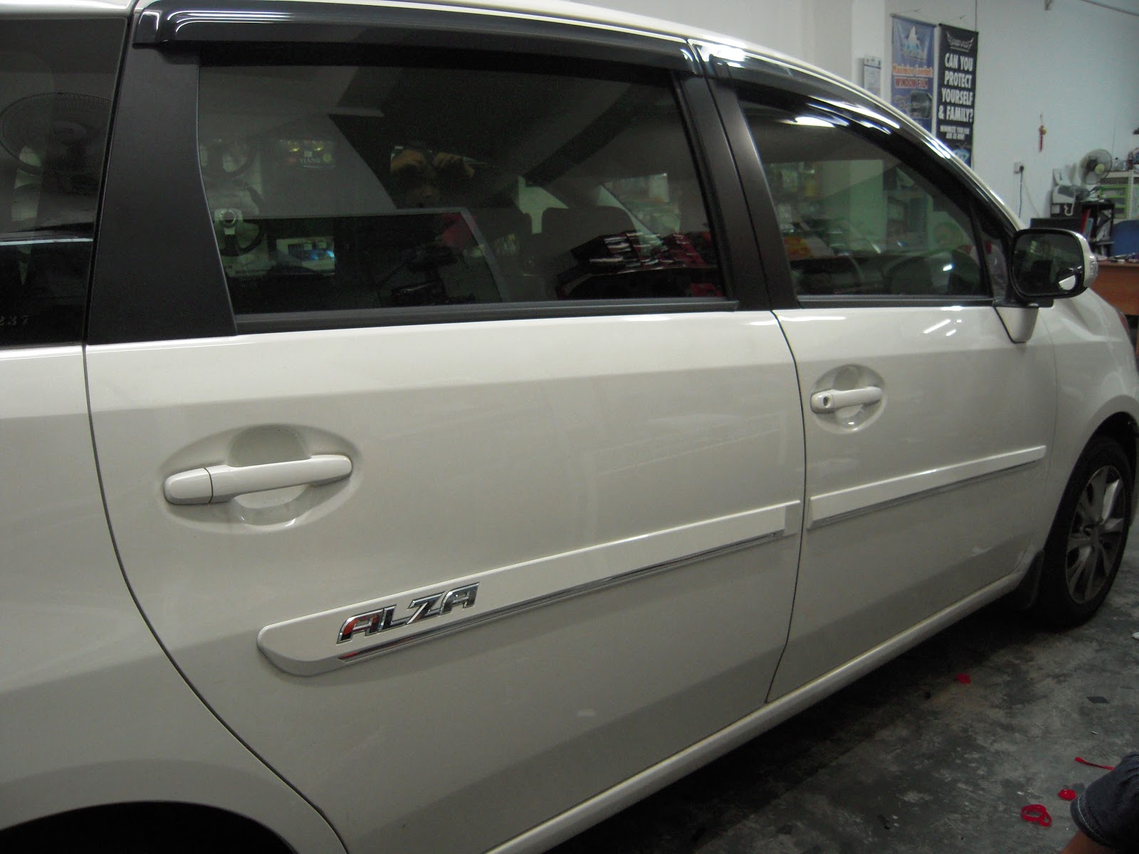 TCA AUDIO CAR ACCESSORIES ALZA CAR ACCESSORIES