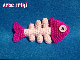 raspa pescado amigurumi crochet plush fish esqueleto ganchillo muñeco peluche