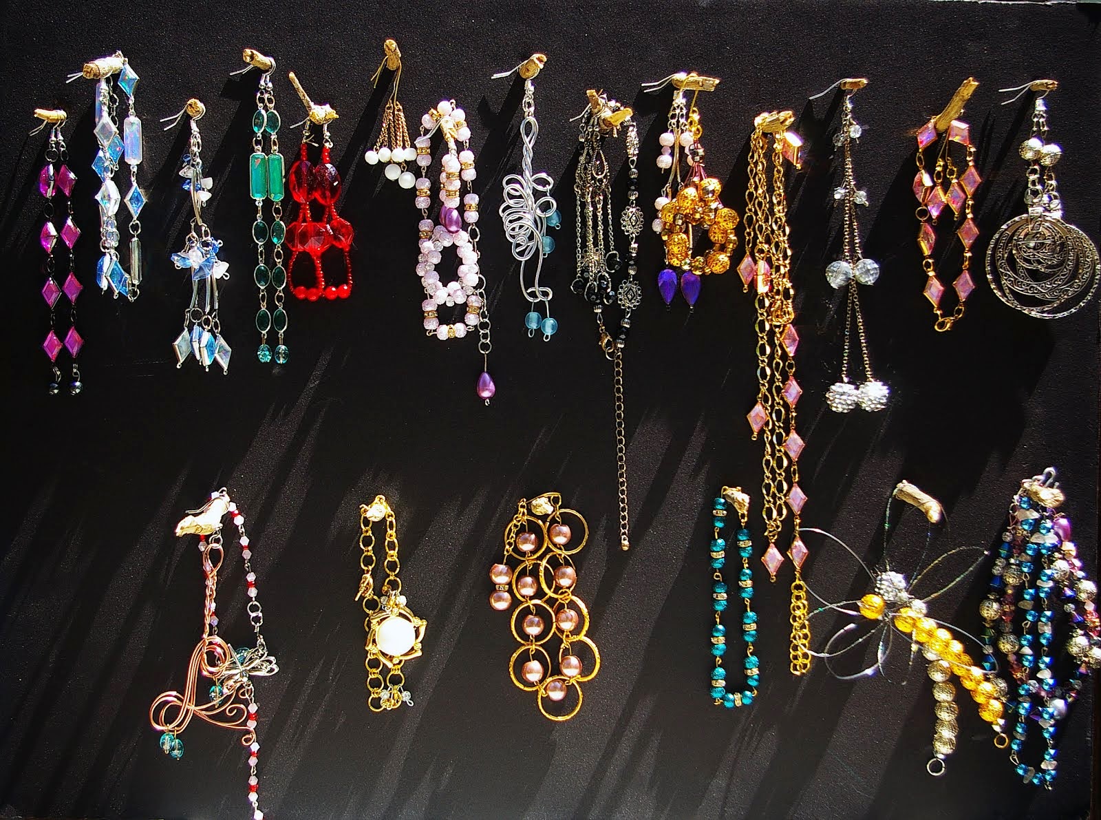 Earrings, bracelets, slave bracelet,  2 catapiller pendents