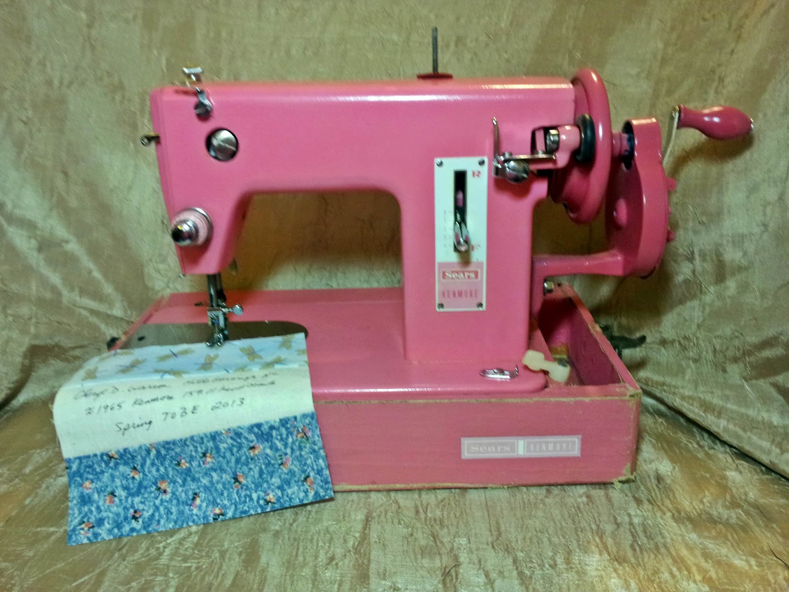 Sewing Machine >> quiltingboard.com #pink #pastel #sewingmachine #sewing  #kenmore #sewcratic