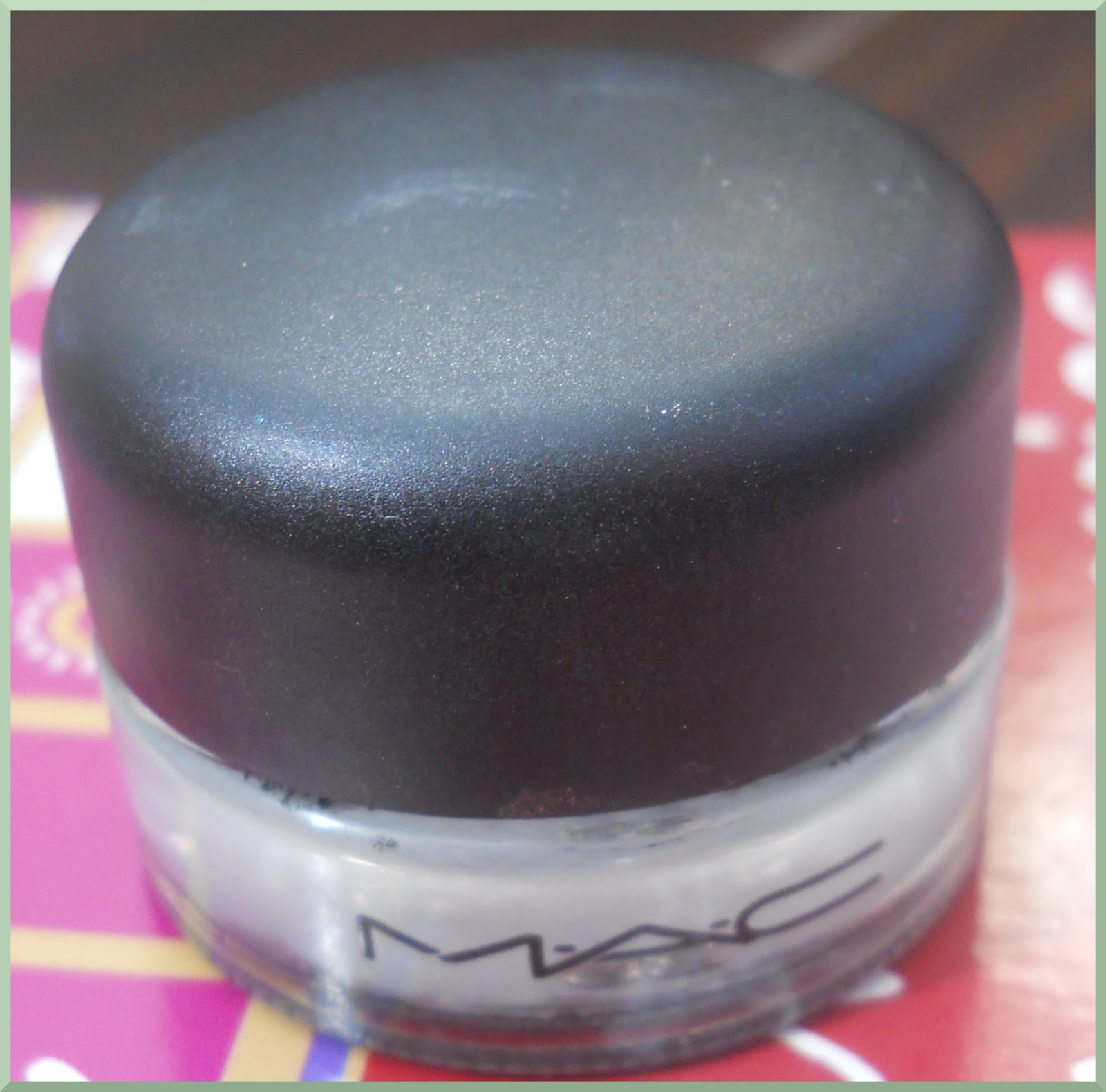 Beauty Bucket List Gel Eyeliner Comparison Sleek MakeUP, Bobbi Brown