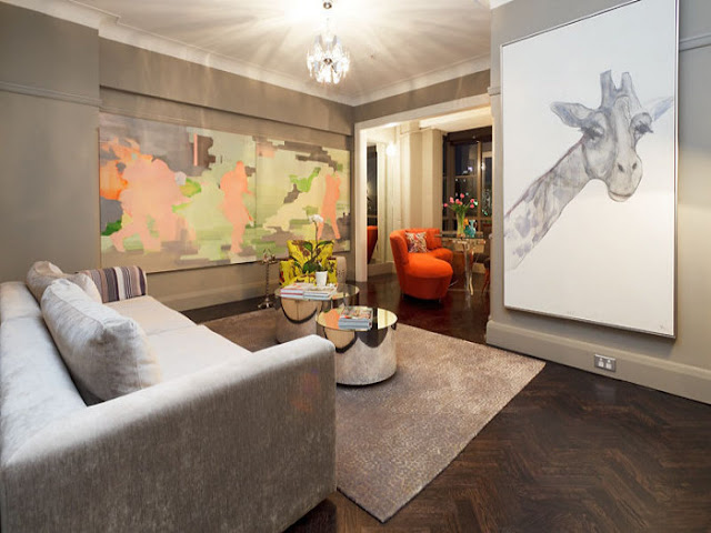 Living Room With Giraffe Print Draperies