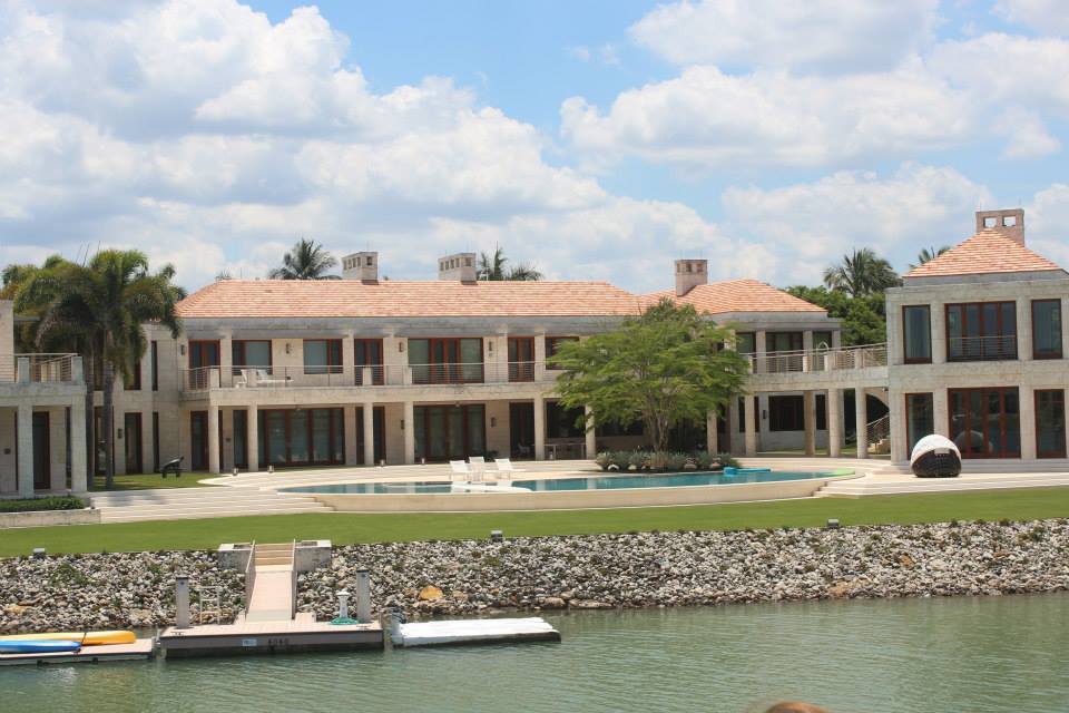 KEEP CALM AND CARRY ON NAPLES PT. 2 {+PINEAPPLE LIME COCKTAIL RECIPE}