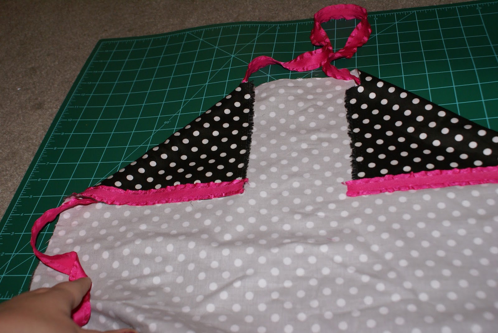 DIY No Sew Apron