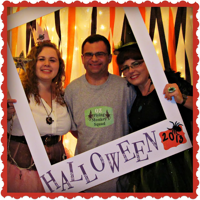 Crafty In Crosby Easy Halloween Photo Booth Ideas
