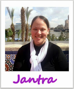 Welcome! I'm Jantra, a 33 year old American wife, mom, and nail artist living in Egypt