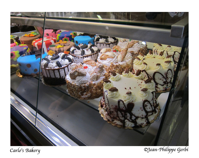 Carlo's Bakery in Hoboken, NJ Is the Cake Boss overrated??? — I Just