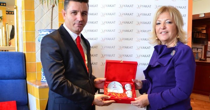 Izmir De Surdurulebilirlik Bagis Sosyal Sorumluluk Bilinci Yaratir