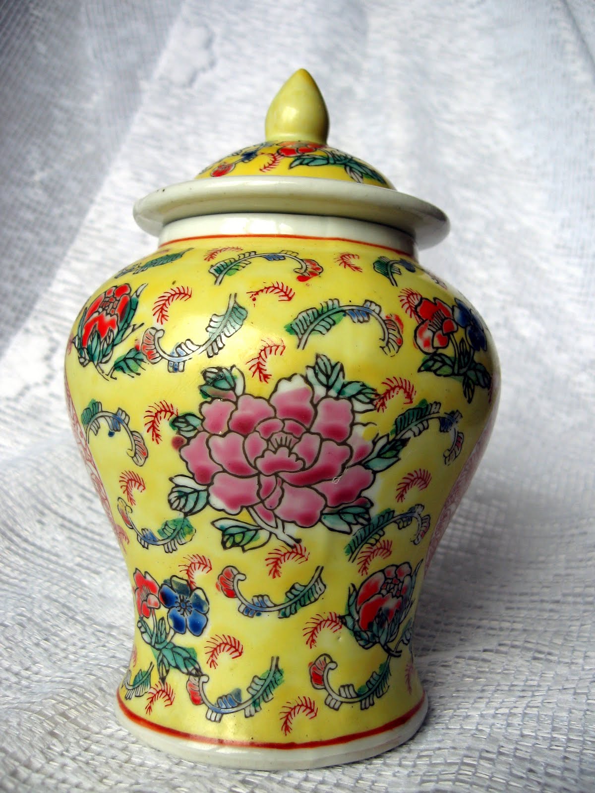 Wholesale Trinkets Shop Rare Antique Vases