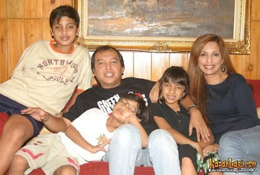 Keluarga Ekki Soekarno & Soraya Haque di Bintaro, Tangsel, Banten