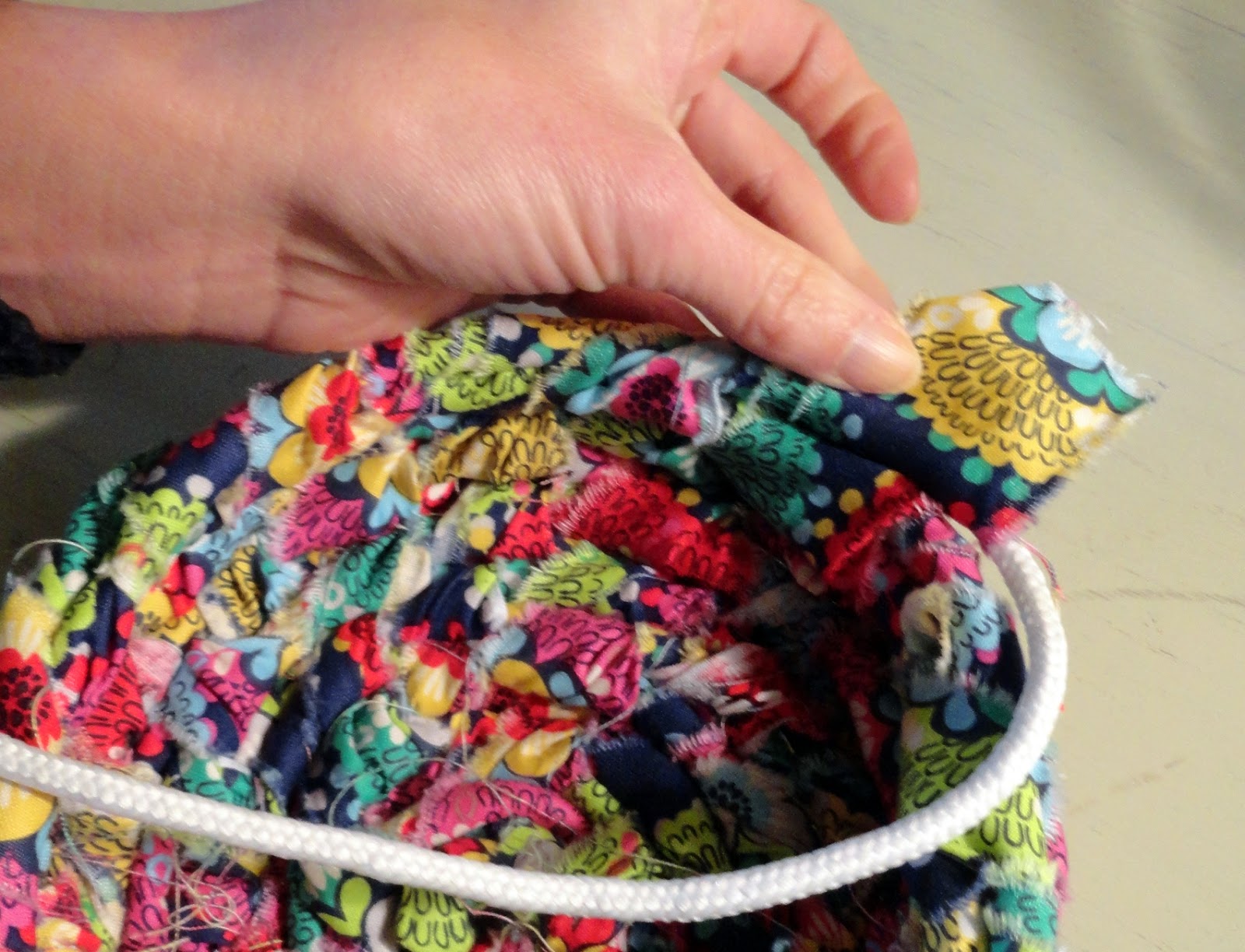 Woven clothesline scrap fabric basket tutorial Rachel Teodoro