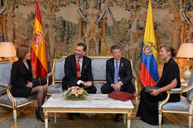 King Felipe VI of Spain and Queen Letizia of Spain attends the official reception of a dinner to Colombian President Juan Manuel Santos and his wife Maria Clemencia Rodriguez held at El Pardo Palace