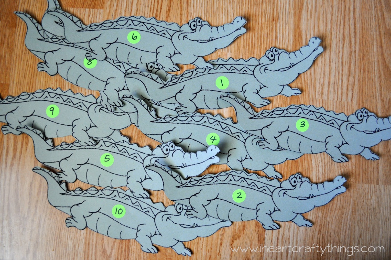 Counting Crocodiles...A preschool math activity I HEART CRAFTY THINGS