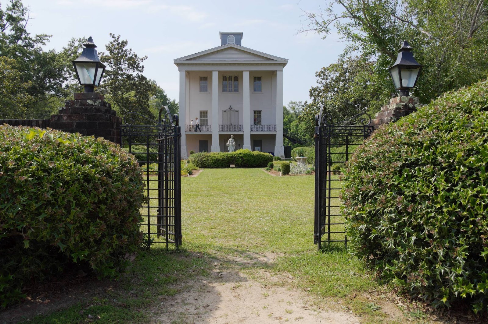 Back to Old Cokesbury College and Hodges